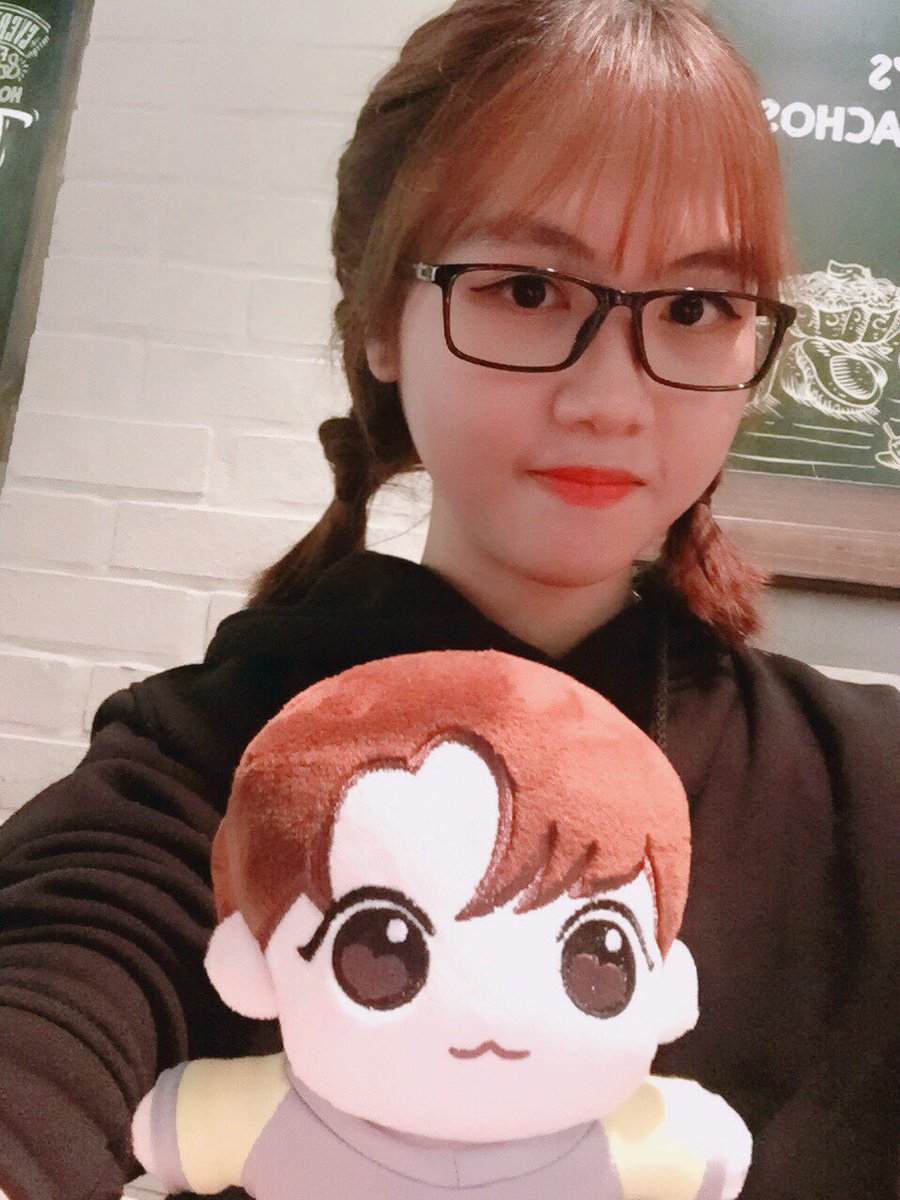 ChipTeuk's tweet photo. ㅋㅋㅋ 콘시어지 카이 크 
#cocodoll https://t.co/VxrokH6rFe