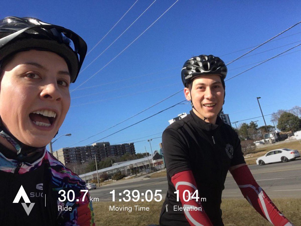 VeeHawl's tweet photo. It was 13 degrees and sunny today! 🚴🏼☀️🚴🏻‍♀️#sunsoutspandexout Check out my ride on Strava.
https://t.co/2ptQRLgrov https://t.co/pgqe8YqHPZ
