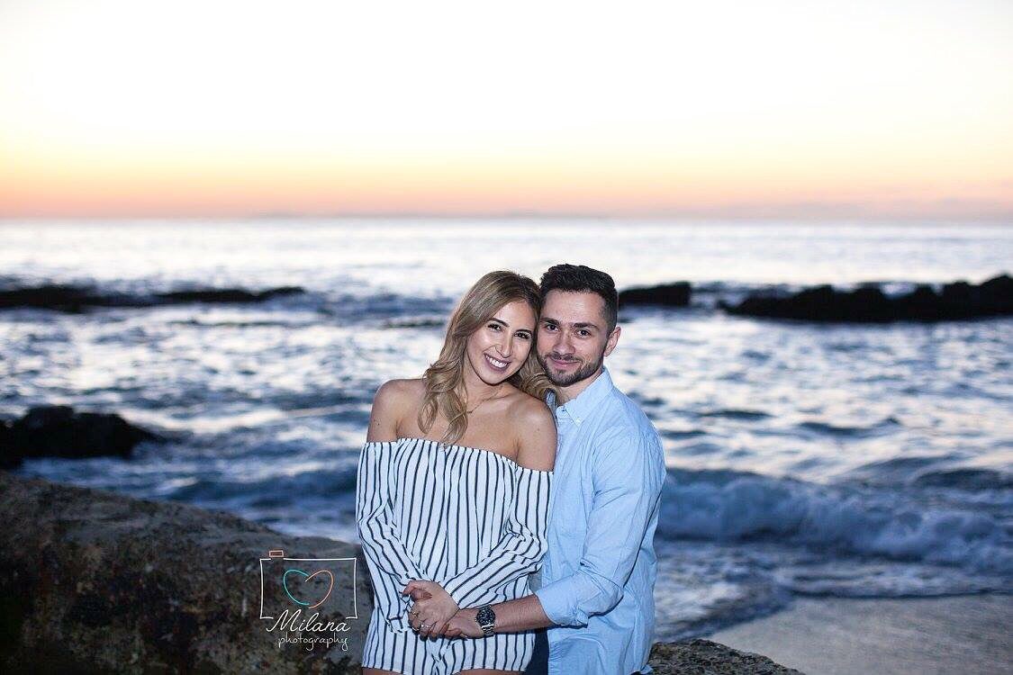 MilanaPhotog's tweet photo. Perfect #sunset #proposal #milanaphotography #OCproposalphotographer #surpriseproposal #heasked #shesaidyes #yestothering #engaged #love https://t.co/1LrZ6zzyOM