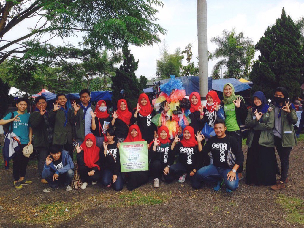 Selamat hari peduli sampah😊
Ayo bergerak menuju Indonesia #Bebas Sampah Nasional 2020👌🏻