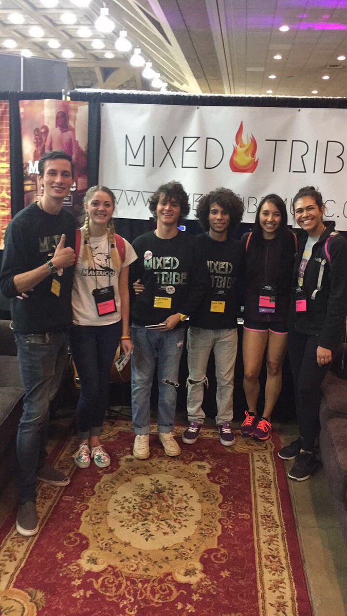 MixedTribeMusic's tweet photo. Cool new friends at @THENACA #MixedTribe #NACA17 https://t.co/OcCyEOqpkm