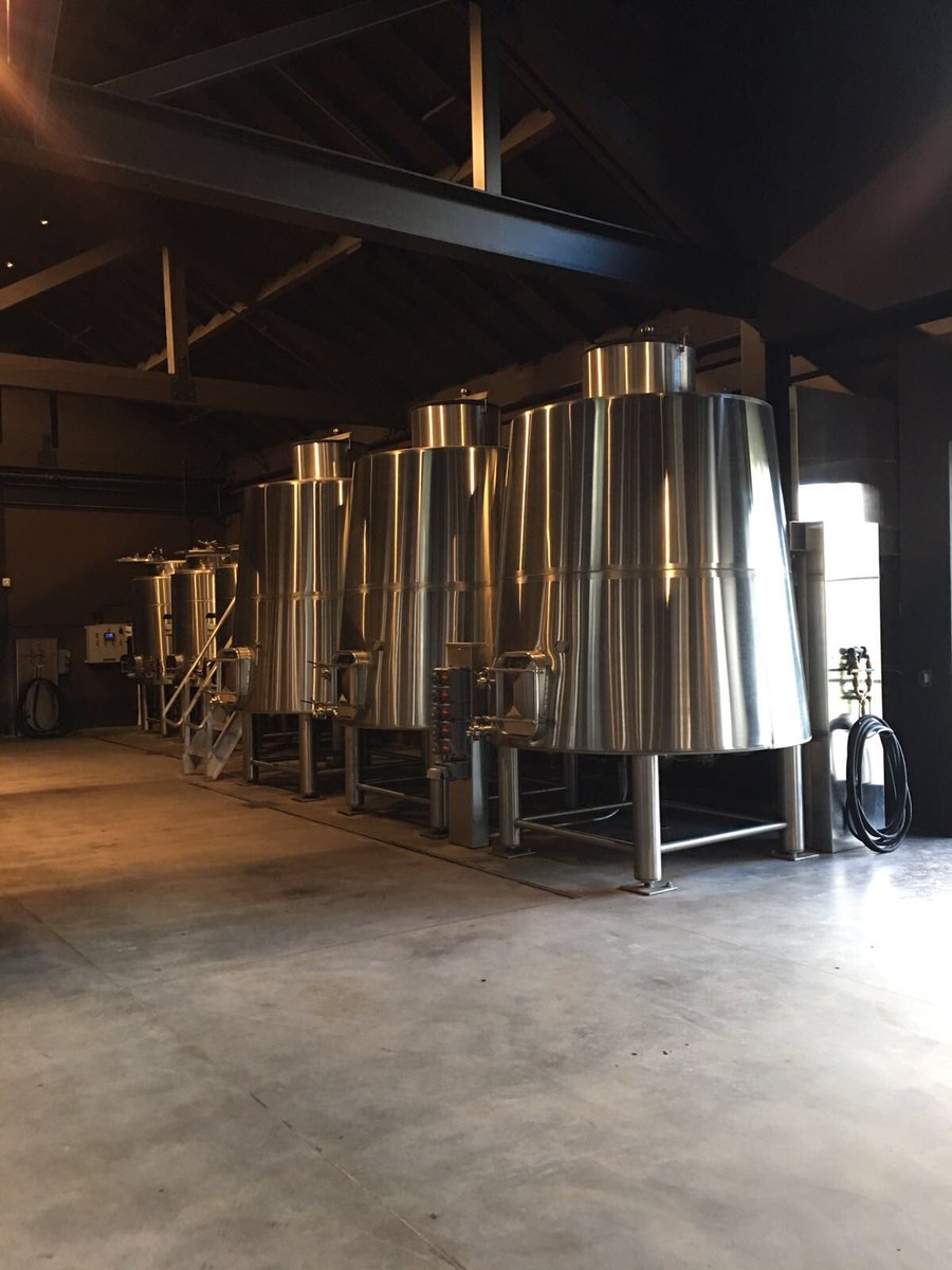 NapaWineSchweiz's tweet photo. NapaWine on Tour: Visit at SINEGAL ESTATE in St. Helena. Top winery with great wines 🙌🏼🙌🏼🙌🏼
#napavalley #wine #wein #vino 
@SinegalEstate https://t.co/UWM0y1VNAG