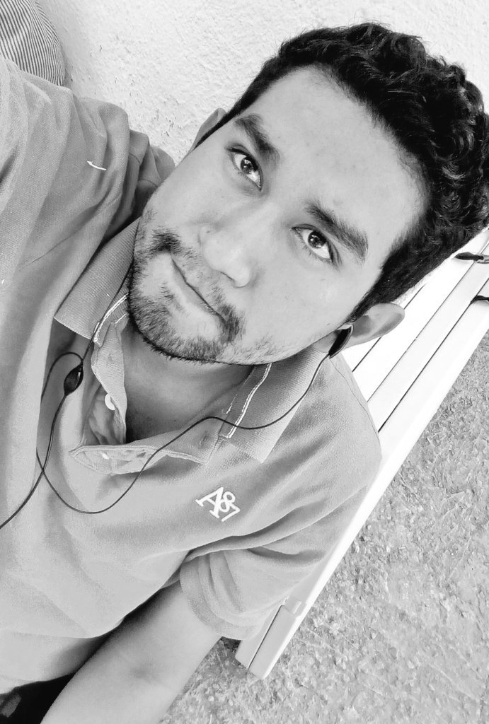 JulioAAdrian's tweet photo. #Tevoy #aolvidar  #Trarede #Conser #alguíen #Mejor #quetu https://t.co/NDkI2quZdE