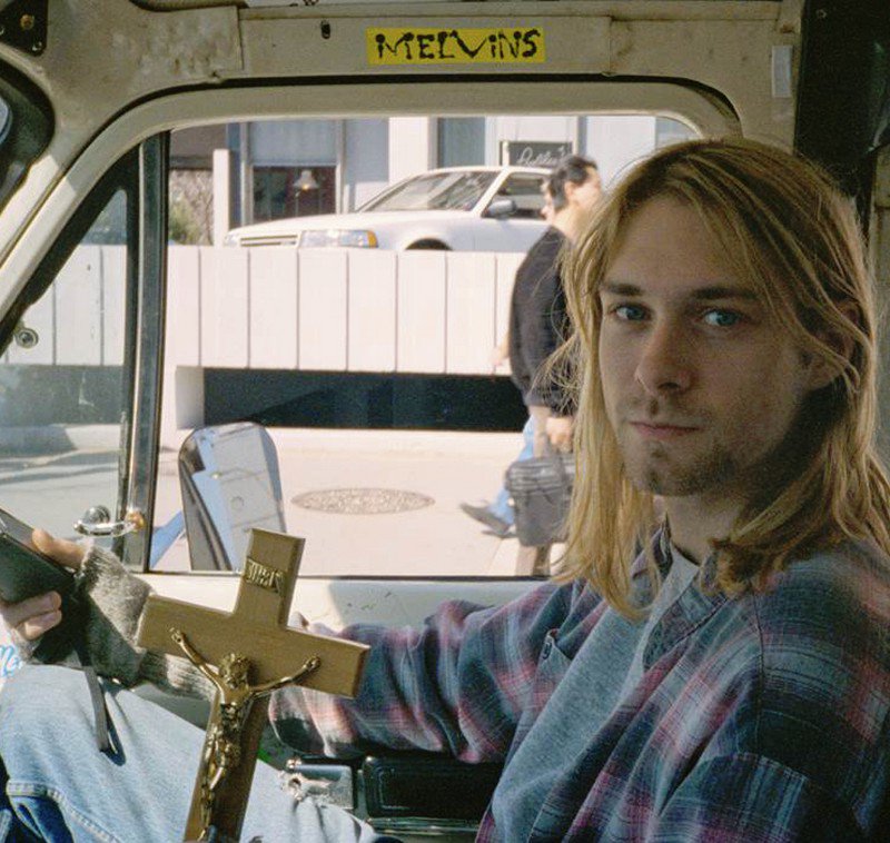 I\d like to wish Kurt Cobain a happy 50th birthday. 