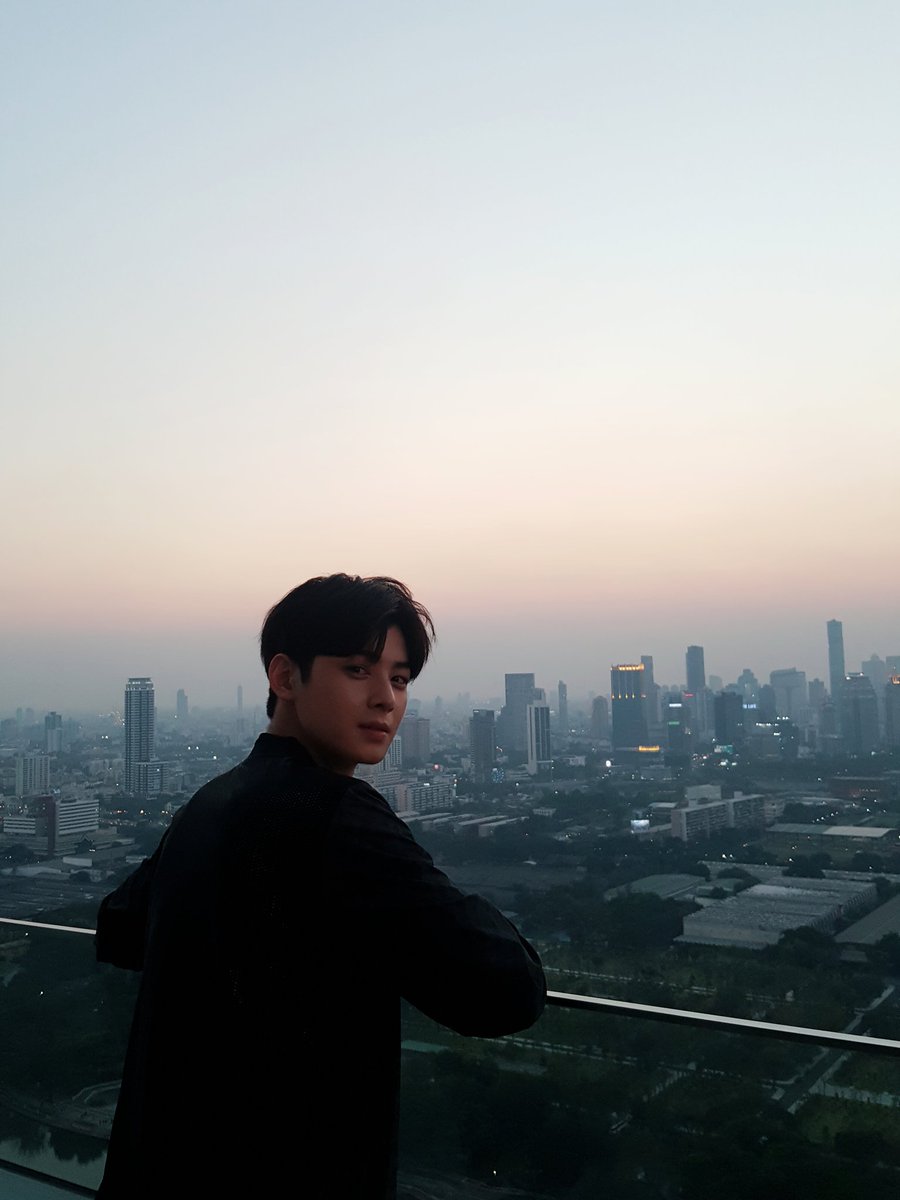 로하를 기다리며.....😊