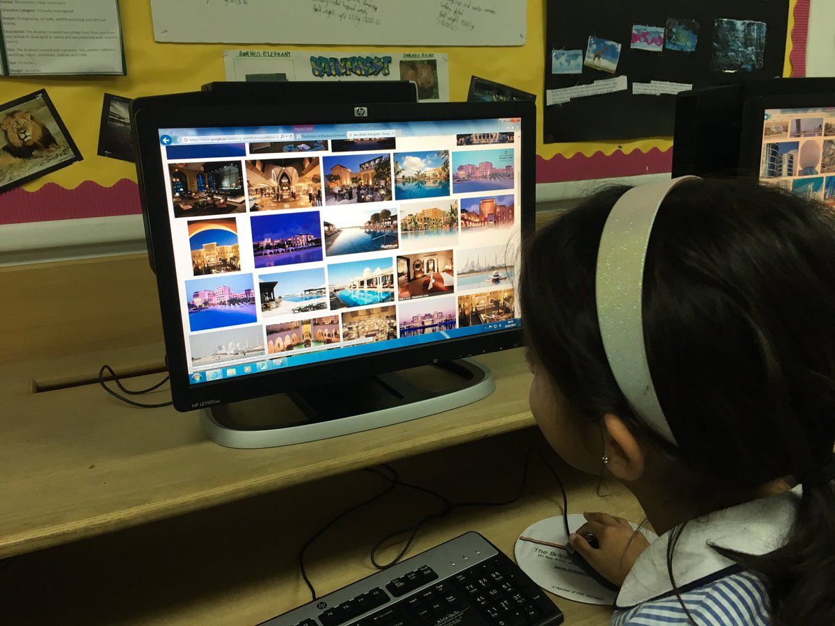 BSAKdigital's tweet photo. @Minecraft @BSAKprimary @BSAKyear4 researching 🏙🇦🇪 before beginning the big build on iPads! Excited! #BSAKinnovation #BSAKcollaboration https://t.co/VsgJftxD45