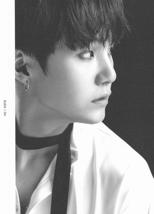 IBigHitEnt's tweet photo. 2017 BTS LIVE TRILOGY EPISODE Ⅲ THE WING TOUR MD FACE PHOTO COLLECTION

#방탄소년단 #YOU_NEVER_WALK_ALONE #NotToday #SpringDay https://t.co/HhuBxtaP2H