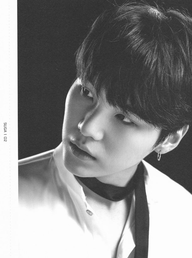 IBigHitEnt's tweet photo. 2017 BTS LIVE TRILOGY EPISODE Ⅲ THE WING TOUR MD FACE PHOTO COLLECTION

#방탄소년단 #YOU_NEVER_WALK_ALONE #NotToday #SpringDay https://t.co/HhuBxtaP2H