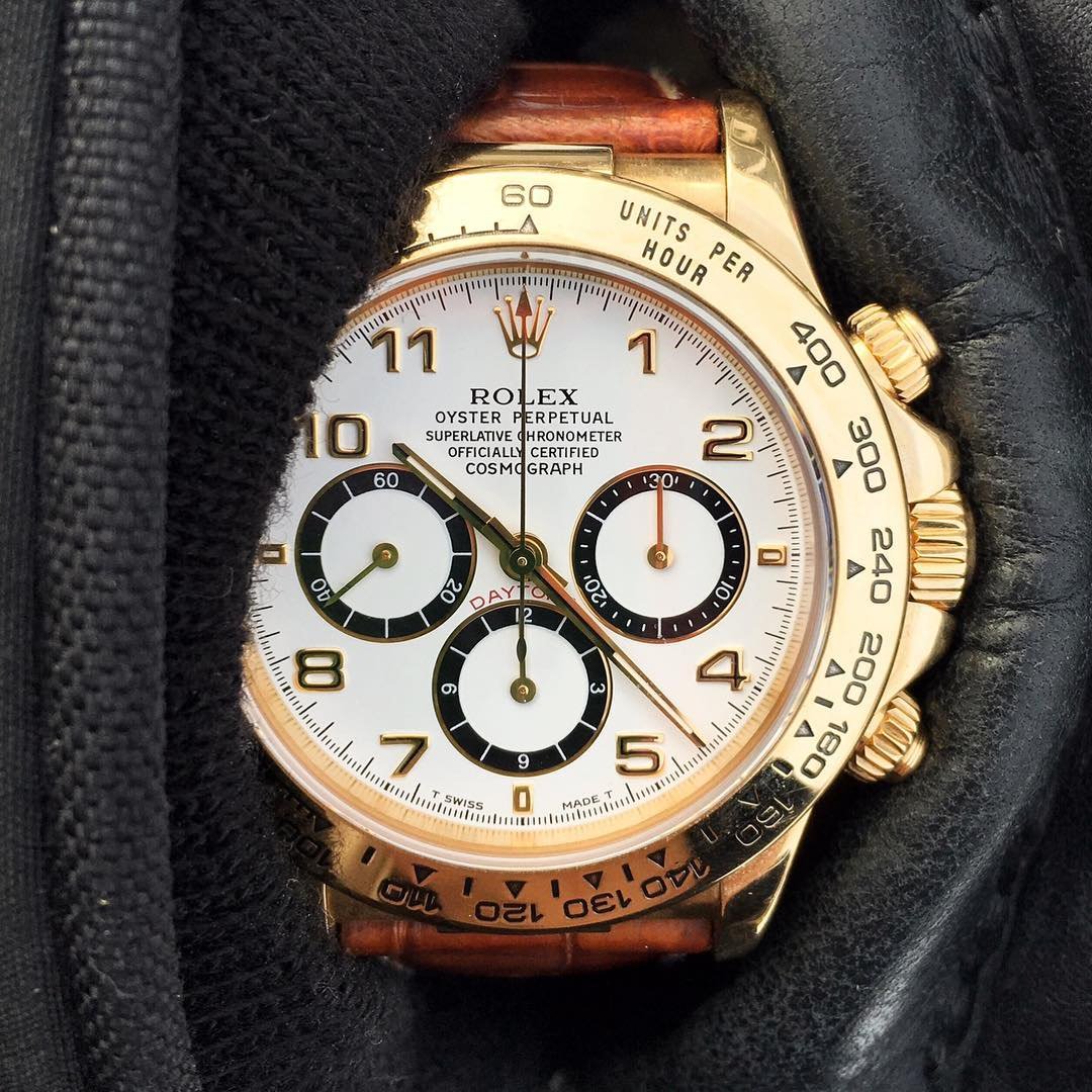 LuxifyOfficial's tweet photo. https://t.co/UckFH8TNSG...#Luxury timepiece heaven. https://t.co/D8cIUcksJm