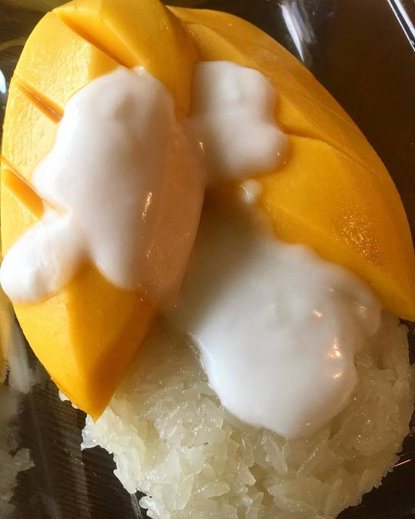 Samitamimi's tweet photo. I have missed you so much old friend! #stickyandwarm #sharpandsweet #creamyandcomforting #… https://t.co/OXnc7gQVAJ https://t.co/MayXyurKUb