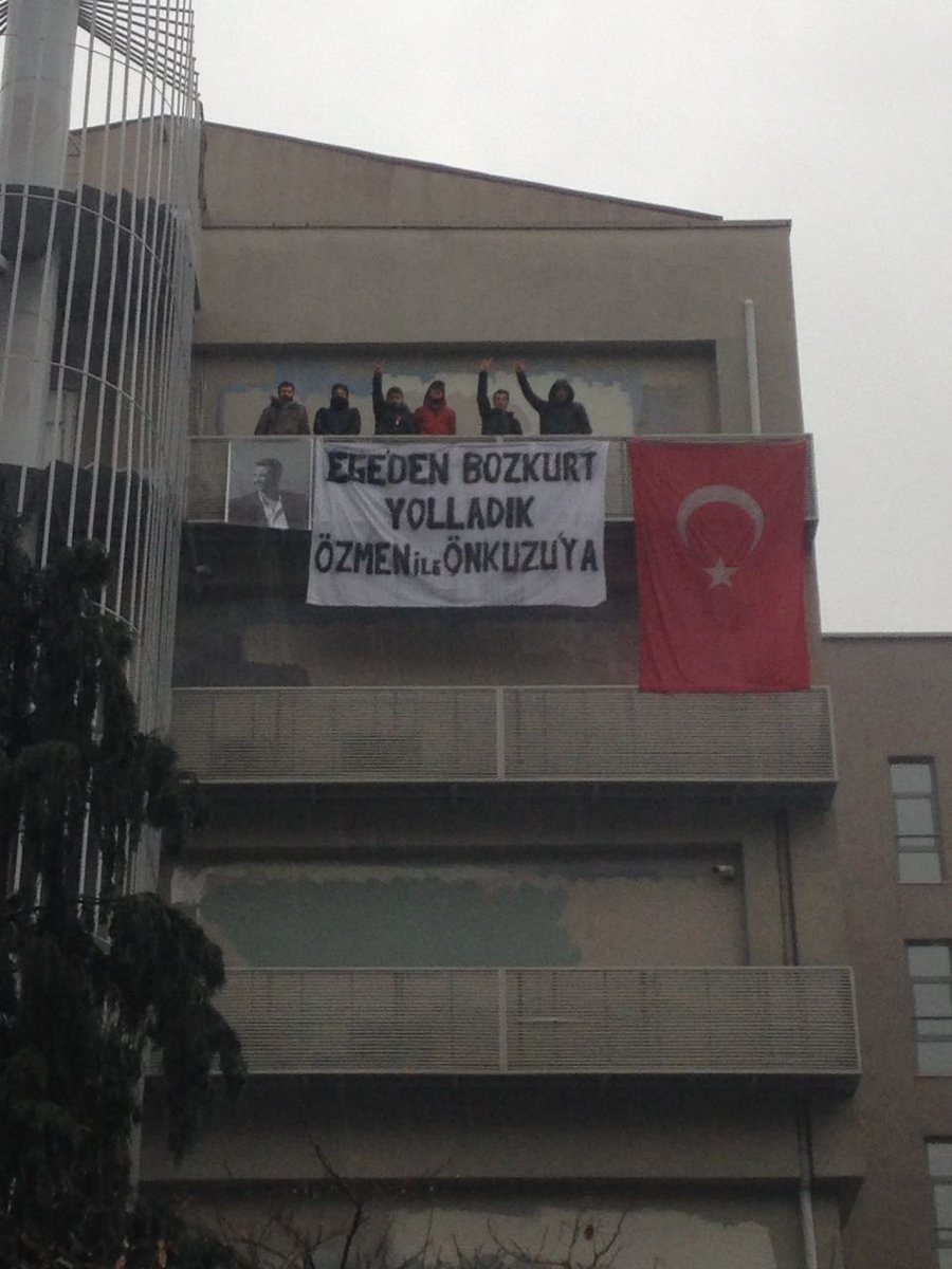 Boğaziçi Üniversitesinde Fırat Yılmaz Çakıroğlu'nu ananlar, var olun!