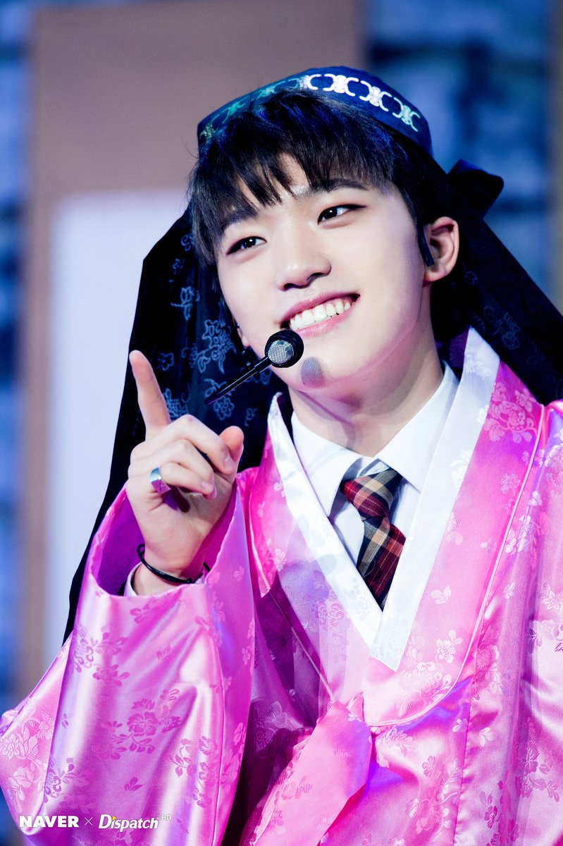 Moon_990211's tweet photo. 아ㅠㅠㅠㅠㅠㅜㅠㅠㅠㅠㅠㅠ끝난게아니었네요ㅠㅠㅠㅠㅠㅠㅠ 디패횽들...절받으세요....(점핑큰절) 이찬 진ㅉㅏ 세상 잘생김 다 묻히고 다니네ㅠㅠㅠㅠㅠㅠㅠㅠㅠㅠㅠㅠㅠㅠㅠㅠ너란 새럼 증말 ㅅㅏ랑해.....💜💛💚💙❤💕💘❣💟💞💝💖💗💓 https://t.co/On5BPFItSb