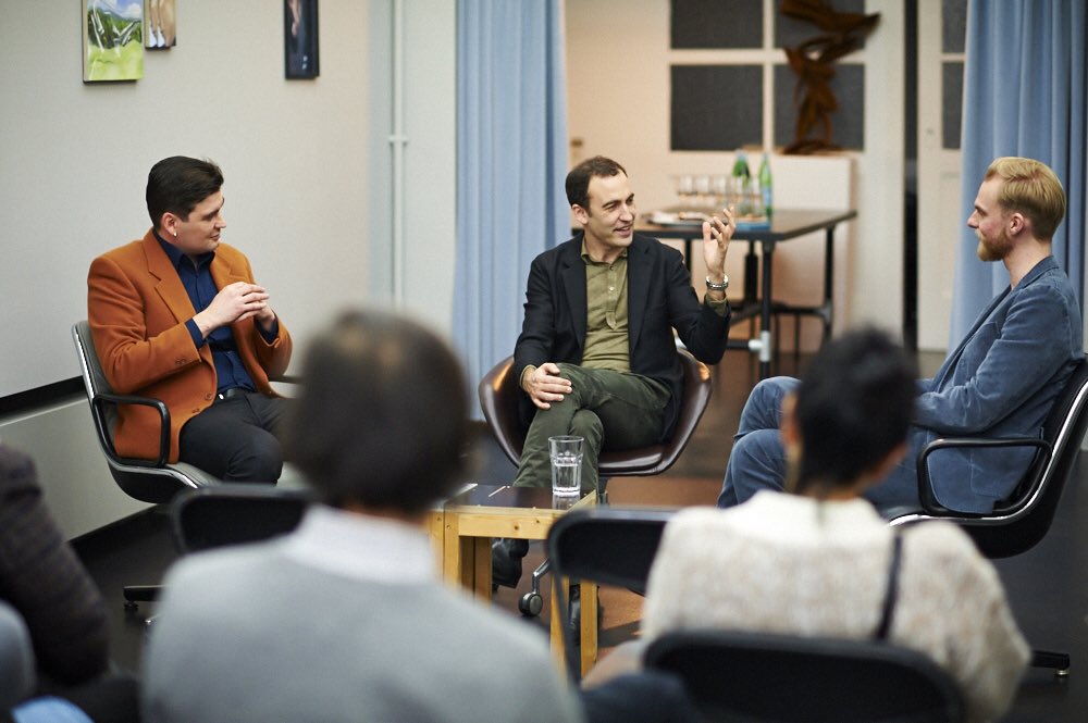 #Künstlergespräch in der #Galerie. Dank gebührt den #Künstlern für eine spannende #Diskussion. (Foto: Volker Muth).