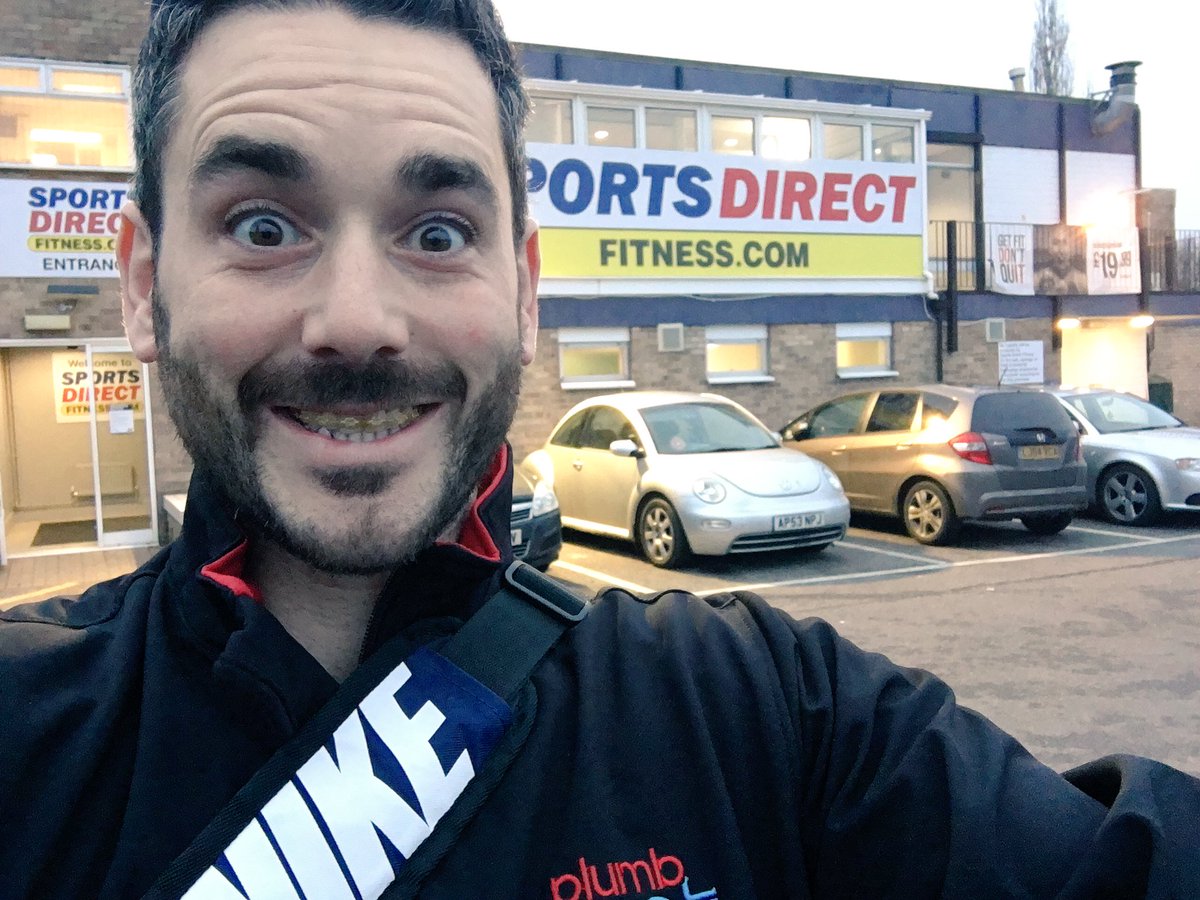 BigGeeSlim's tweet photo. Guess who's back?... #gonnabedeadin10 #fitness #training #newbornholidayover https://t.co/Zv8qCQI6Jq