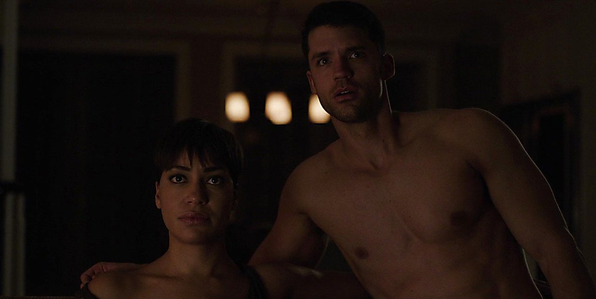 mancrushday's tweet photo. David A. Gregory Mostra Il Sedere in The Good Fight https://t.co/mA298UWHz9 #WCW #MCM #DavidAGregory https://t.co/CsVszMNmYC