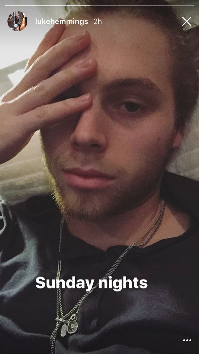 5SOS South Africa tweet media