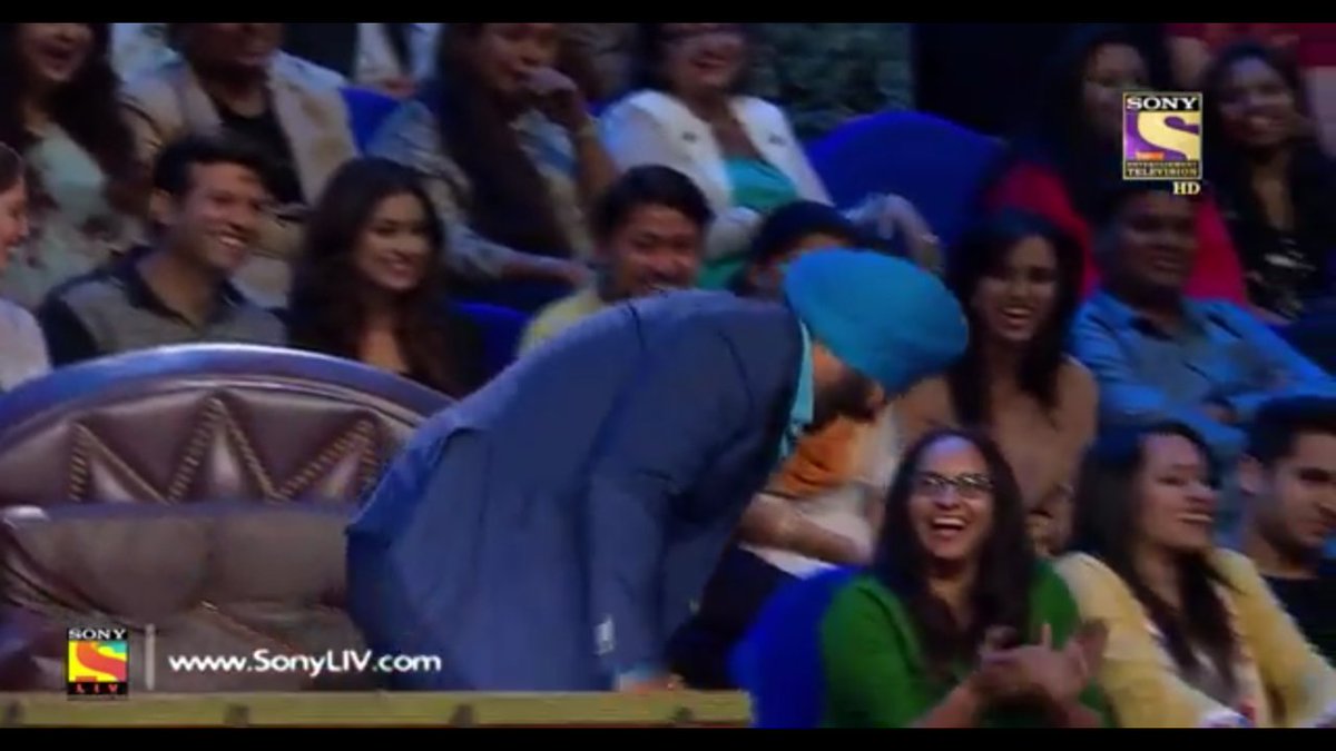 vinilanaidu's tweet photo. #Some_More
Guru 😘😍😘😍😘 @sherryontopp 👍👌💪
@vkvkvicks615 @WhoSunilGrover @KapilSharmaK9 @officialG5T @Tksshowofficial @SonyTV @kikusharda https://t.co/gAcDipBOA3
