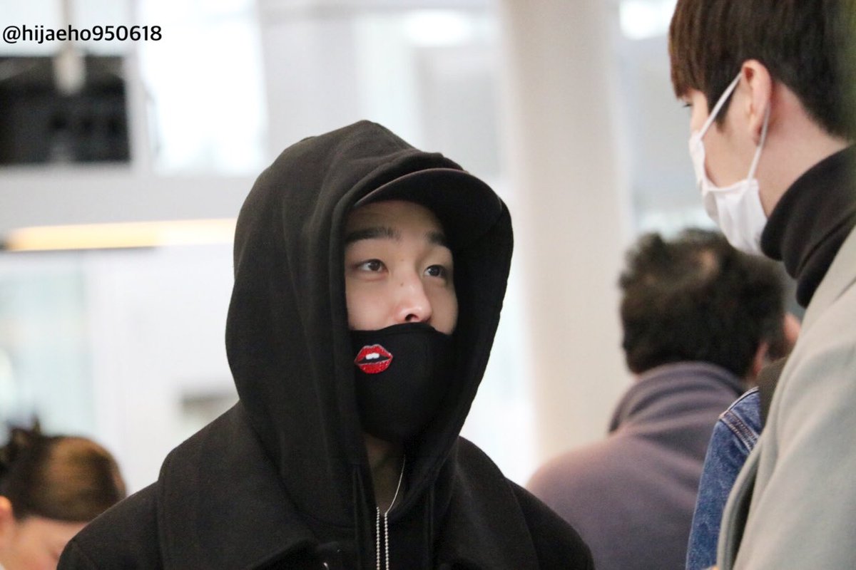 hijaeho950618's tweet photo. 170220 하네다공항 출국
#무스 #MOOS #매드타운 #MADTOWN https://t.co/sGq59XNvEO