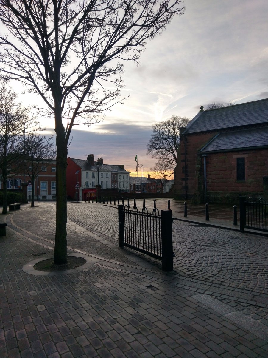 YMPrescot's tweet image. This morning looks like it's going to be a good one! Watch this space for today's successes! #alwaysselling #alwayshelpful #alwayshappy