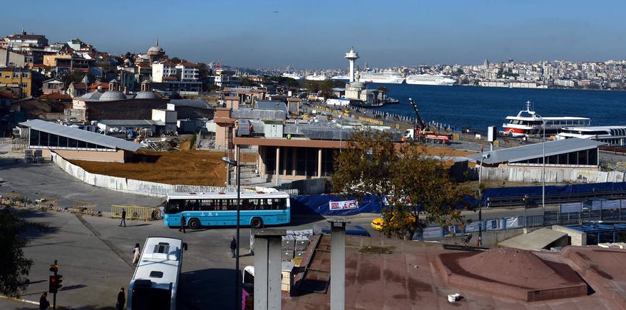 İyi ki Üsküdar var, istediğimiz gibi canına okuyoruz.

(Üsküdar meydanını yok edenlere)

#iyikiüsküdarvar