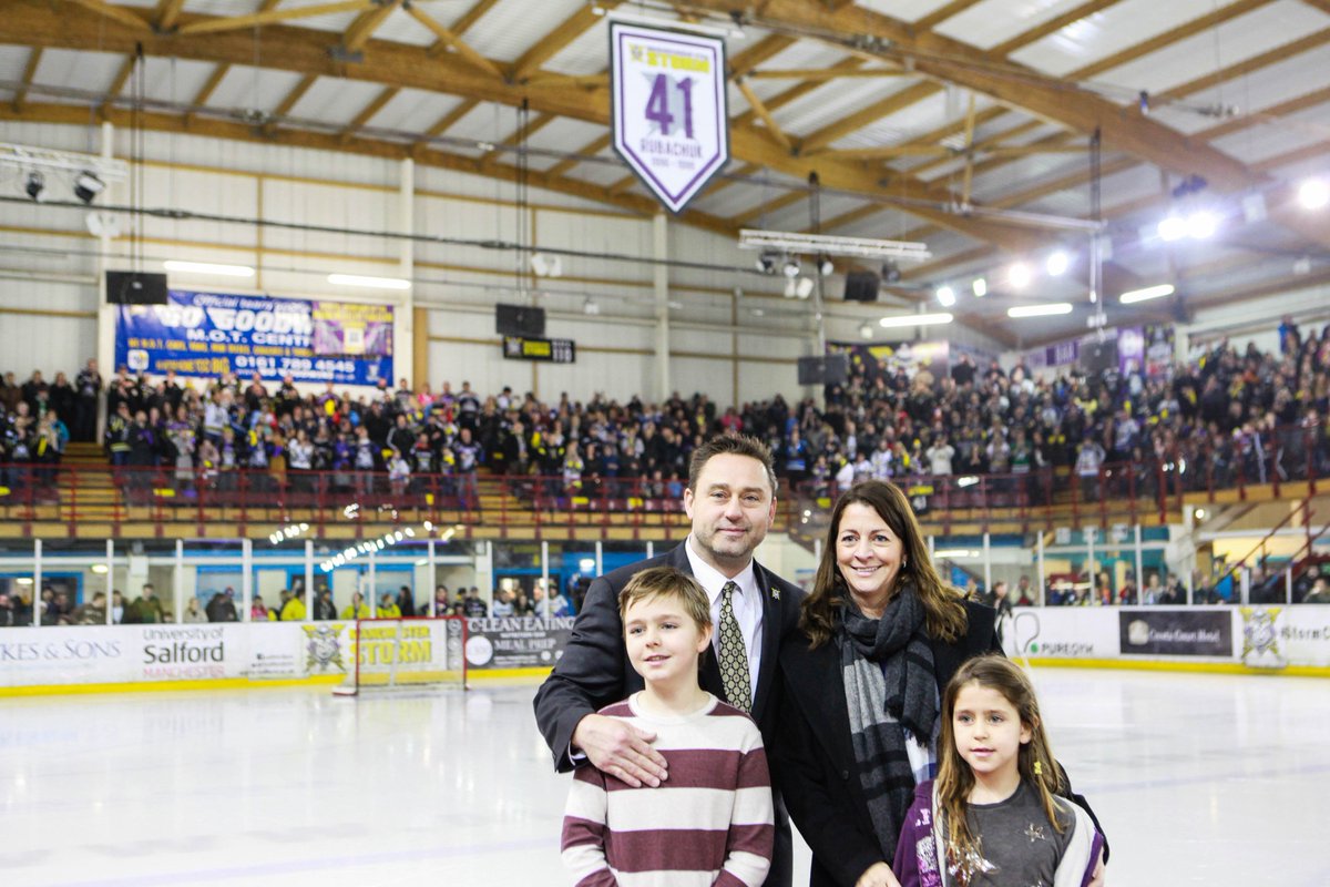 Mcr_Storm's tweet photo. 📷PHOTOS📷 - All the photos from last nights sell out game are live to view on our @facebook page! #WeAreStorm VIEW: https://t.co/FEj7QmP5A5 https://t.co/NQlsy3aTRw