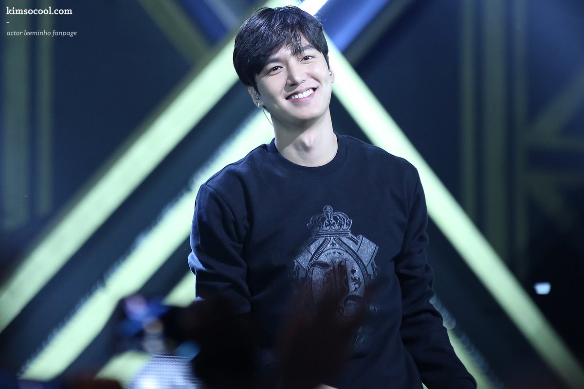 iamkimsocool's tweet photo. (♥) 170218 #LEEMINHO FM : 우리의 추억!5 끝:)
☞ https://t.co/Vfb9k16JQl
☞ https://t.co/41M4kiMobA
☞ https://t.co/BYBfLxNruX https://t.co/4dTQwHurq9