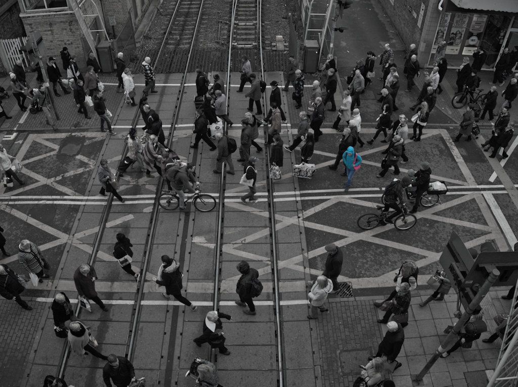 mraiwalmsley's tweet image. busy crossing by the phlogger 
#andrewwalmsley #phlogger #street #streetphotography #thestreets #bnw #bnwlife #blackandwhite