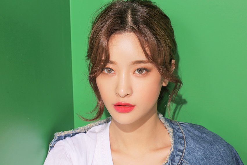 AnyeongUnnii's tweet photo. Pls rt พร้อมส่ง 3CE LIQUID LIP COLOR #BEDASHED
แท่งละ 650 บาท ลิปแมท เม็ดสีแน่นมาก ทาแล้วไม่ตกร่อง สีสวยติดทน https://t.co/yh4aul7JqE
