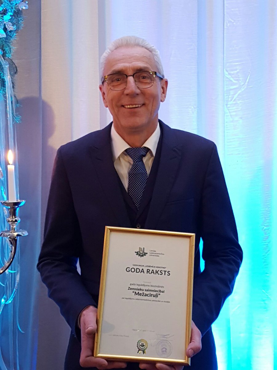 Sveicam! @LLU_lv iedibina un pasniedz balvu "Uzņēmējs nākotnei"! Viņu vidū arī mūsu biedri:<a href="/LATRAPS/">LATRAPS</a> un "Mežacīruļi"! ltv.lsm.lv/lv/raksts/18.0…