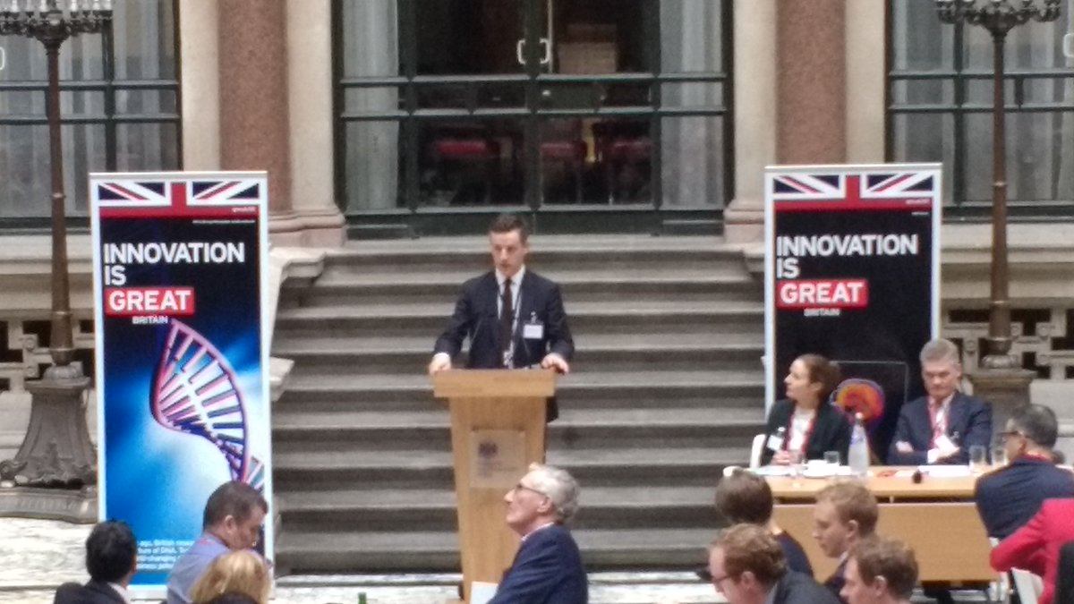 UK_Life_Science's tweet photo. Great to hear @jamesosh deliver his vision for future of life sciences through the #LifeSciencesStrategy https://t.co/VWiXhJ3NOV