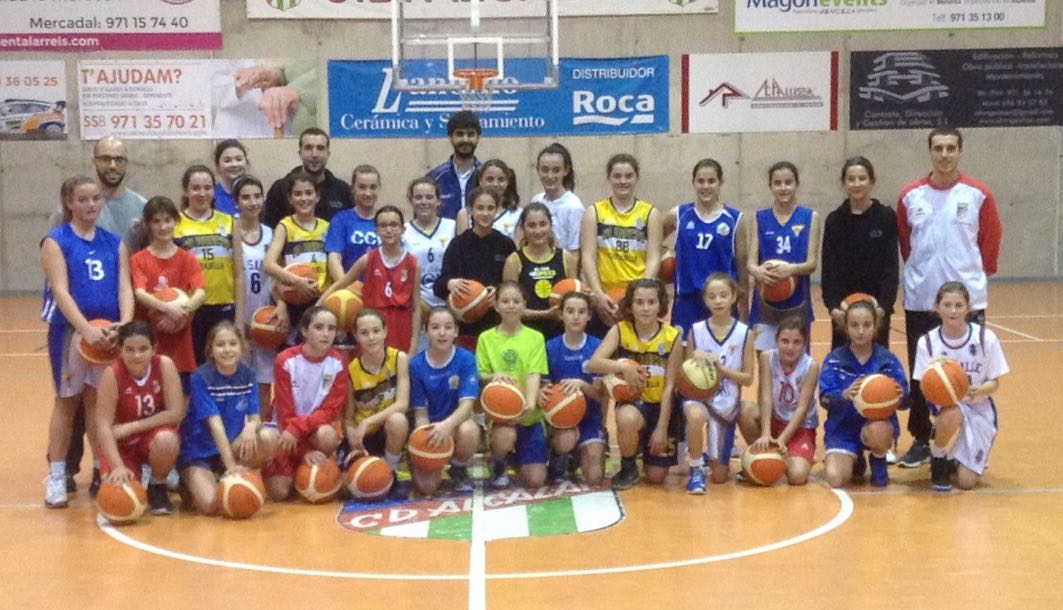 FBIBasquet's tweet photo. #PDTIB | Menorca i la Comarca 1 de Mallorca porten a terme la primera jornada del programa https://t.co/yYOrGOfaA4 https://t.co/cXf4Q5mols