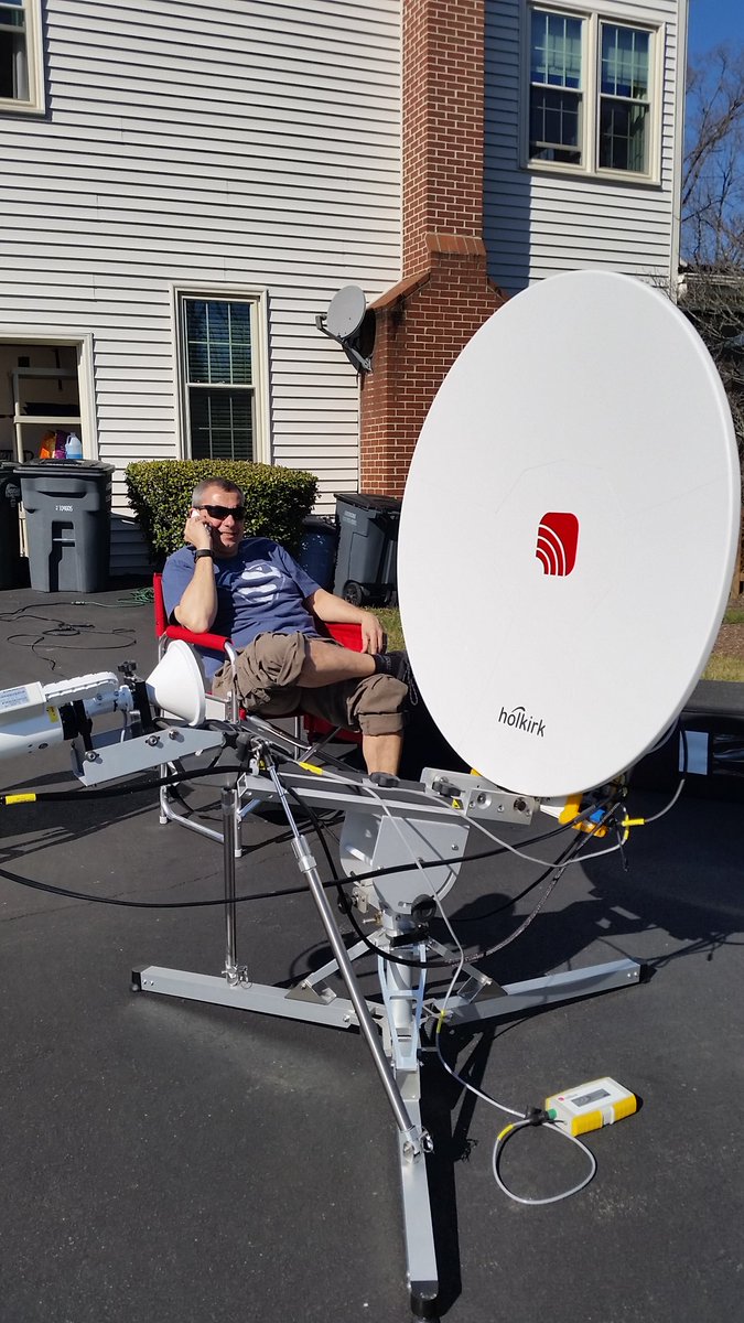 Holkirk's tweet photo. Can't believe the weather in Washington. Just lined up on @LBiSat with our TP100KU on @iDirect  and @Aviwest in the sun. #readyforthetour https://t.co/VvTiDEfy8D