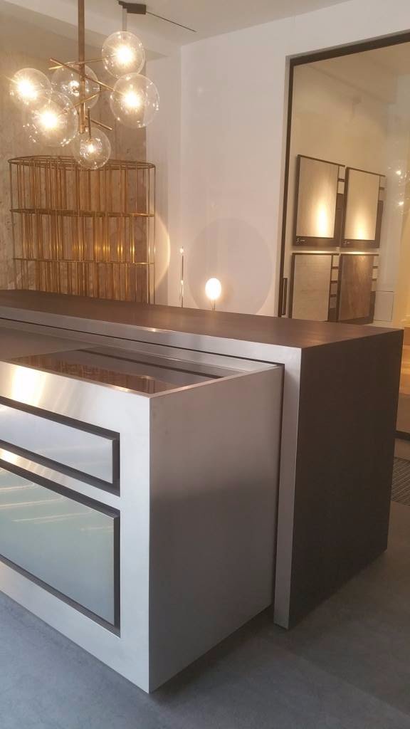 strato_design's tweet photo. STRATO is pleased to announce the new collaboration with Mondomio, located in the heart of Paris.
#kitchens #design #madeinitaly #homes https://t.co/zjVtEBFsIo