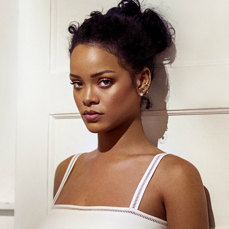 FOTPNews's tweet image. Happy 29th Birthday @Rihanna! 🎈🎉💗