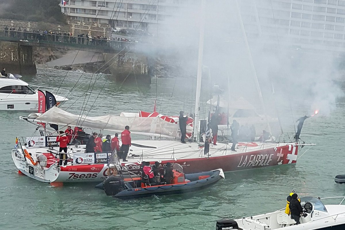DerekOHerlihy_'s tweet image. In Sables d&apos;Olonne to greet Alan le Roura completing  #VendeeGlobe - congrats from #lighthouselearning.ie