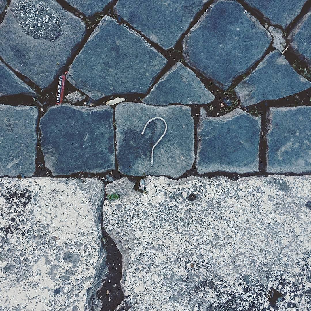 sampietrino's tweet photo. Storiedalbasso #sanlollo | ph @totoro81 #sampietrini https://t.co/yaXzfb1sIY https://t.co/0NS6shYVxN