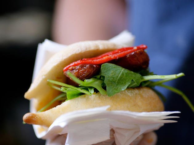TimeOutEatDrink's tweet photo. London's 💯 best dishes, #64: chorizo sandwich from @Brindisa, Borough Market https://t.co/mb8ySmjRRS https://t.co/eGumpFISBE