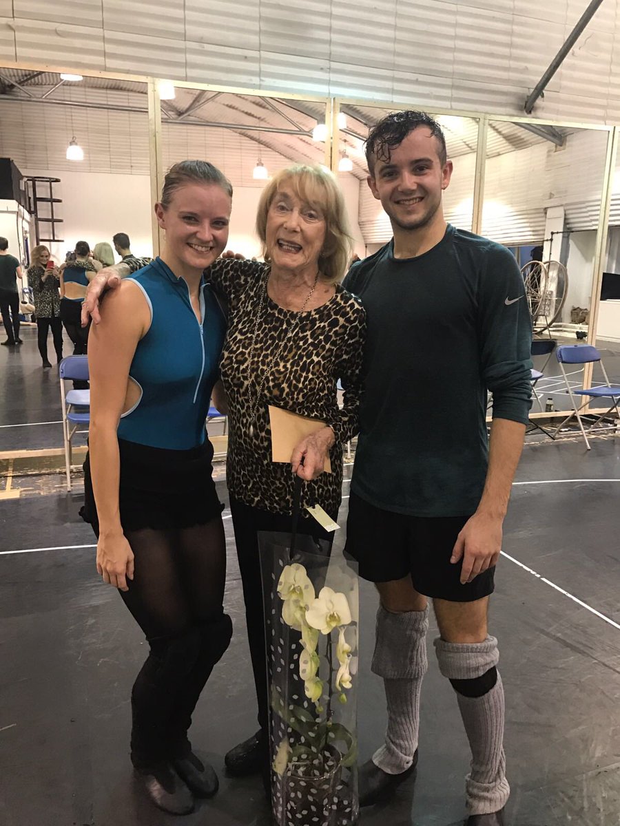 FletcherD7's tweet photo. Biggest of Birthday wishes to @Gillian_Lynne. Stay gorge as ever ❤️ #catsthemusical #Coricopat #Tantomile #DameGillianLynne #jellicle https://t.co/5HQAUOPhbU