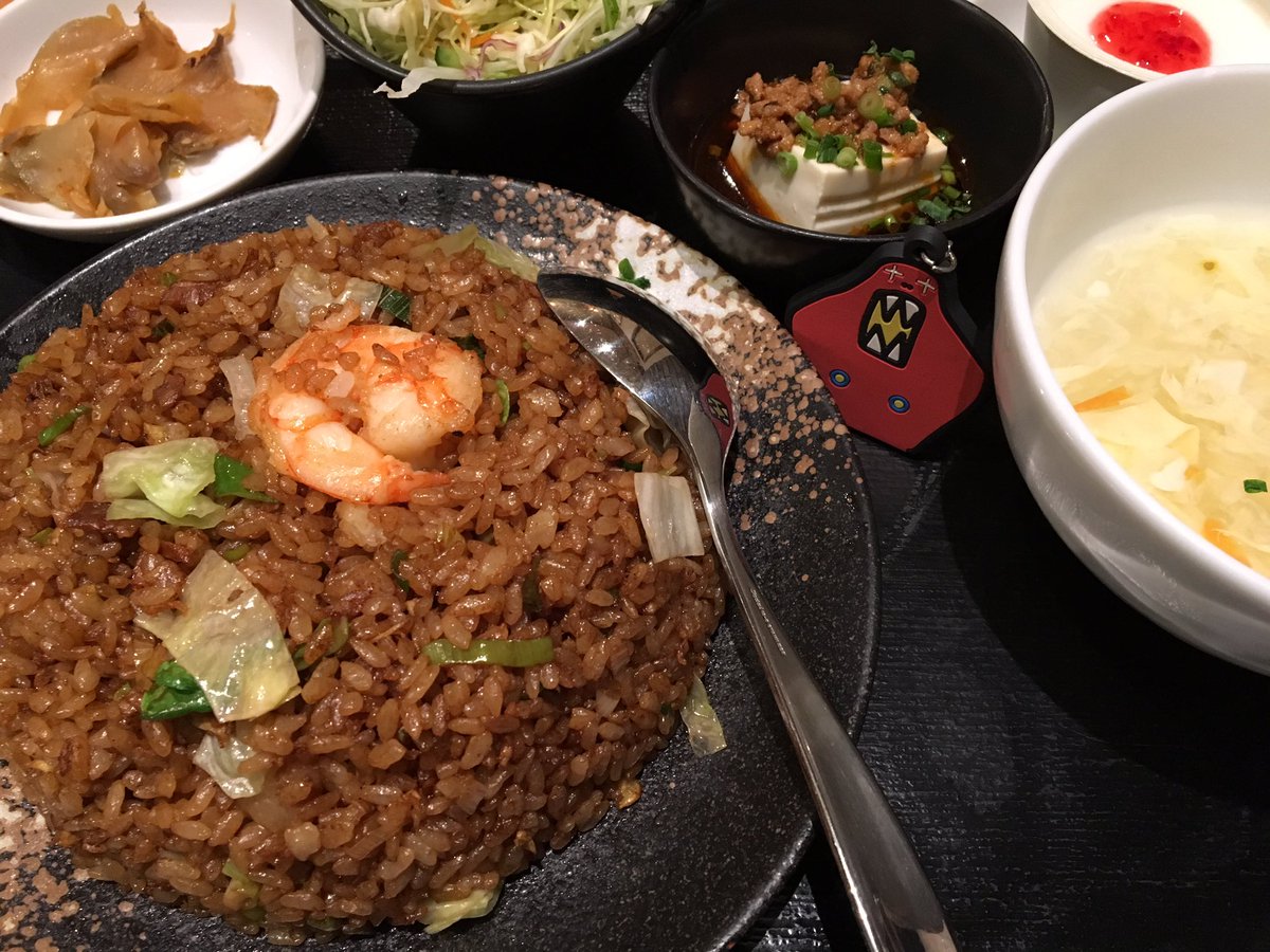 mamigarita's tweet photo. @LTescaroli @JaredLeto @CREEPS @CreepsFanpage my fav. ι»ηι£― #blackfriedrice comes w/ ζδ»θ±θ
π¨β€οΈ #LilRedDevil #chineselunch https://t.co/5xcasBojes