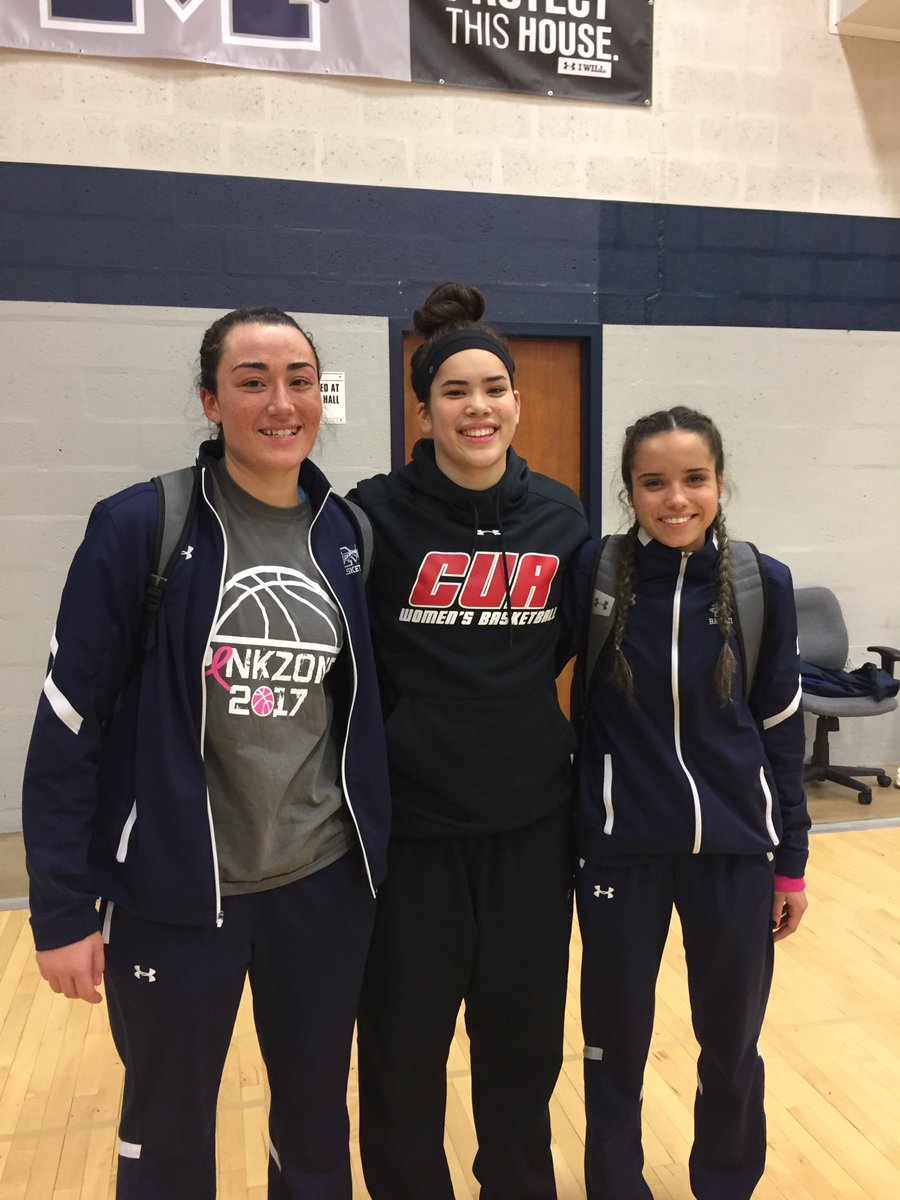 Msda Lions Athletics Msda Alumnae Playing Vs Each Other Camille Mcpherson 13 Tyis Mullen 15 Of Moravian With Emily O Connor 15 Of Catholic Msdacademy T Co Pg3ymiaovm Twitter