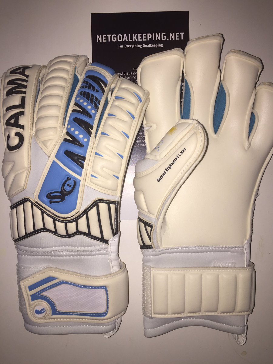 NetGoalkeeper's tweet image. Another busy day here at netgoalkeeping.net with the Calma Agua and Calma Rojo Neoprene on the way to Meath, Ireland! #Calma #sale