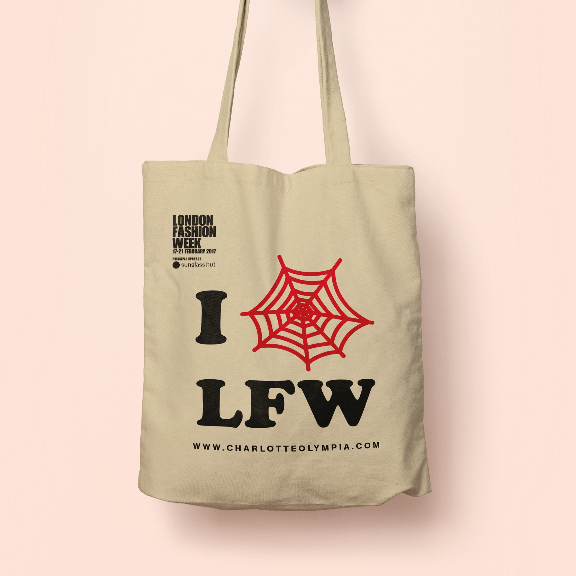 London fashion week tote best sale bag