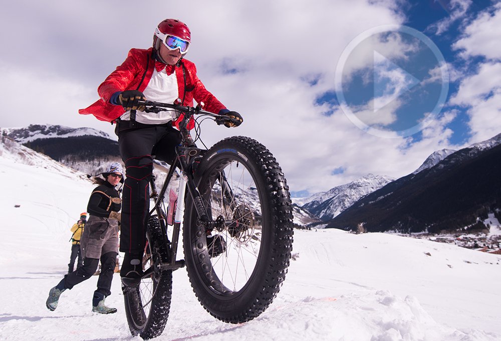 AdventureProMag's tweet image. Whiteout in Silverton:
Forecast calls for #fatbiking bit.ly/2m0VFjM