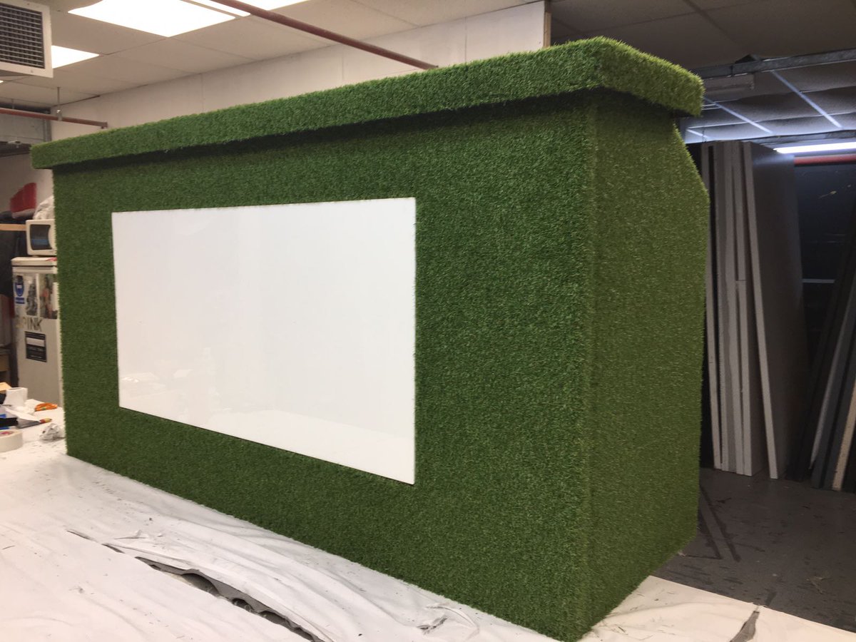 FisherStaging's tweet photo. Today we busy in our warehouse making this cute bespoke grass bar for our client @cocktailservice #bespokestaging #bespokebars https://t.co/Jb0T8p3QFG