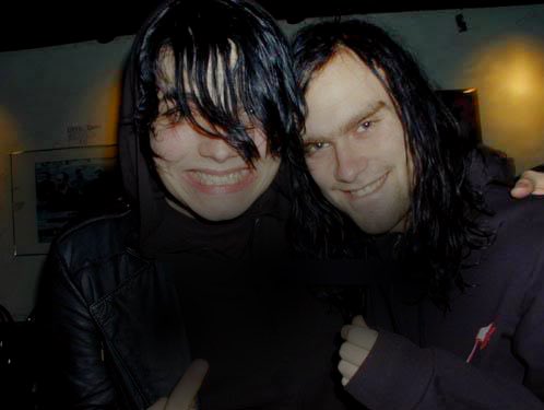 warpedgeeway's tweet image. Met this cool guy today. Glad I get to tour with you!