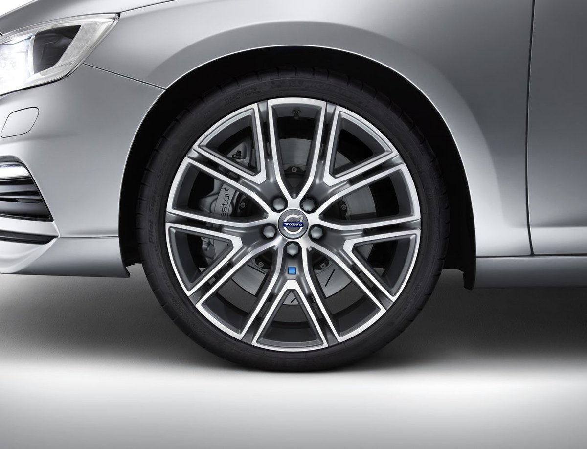 Polestar tweet media