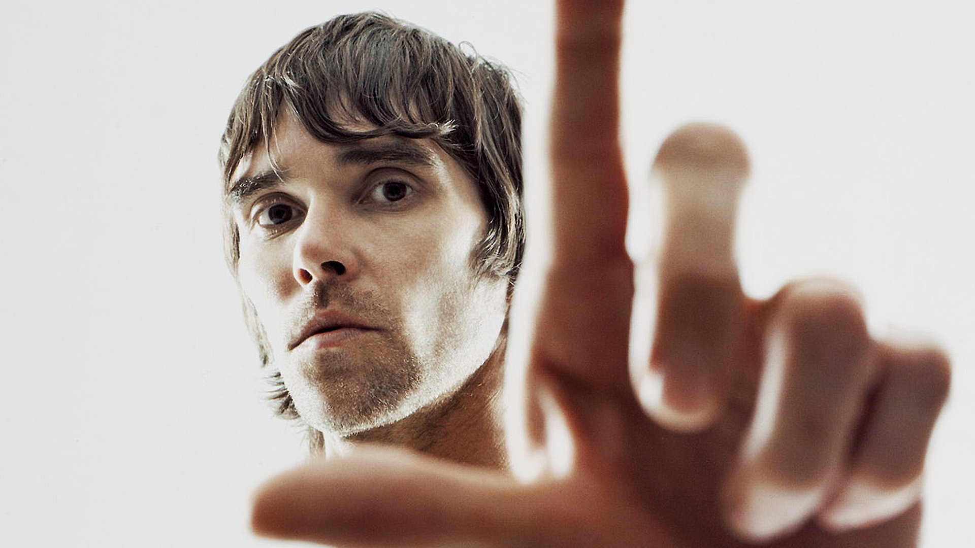 A whole lot of birthday love to the one and only Ian Brown today. Happy 54th, fine fella 