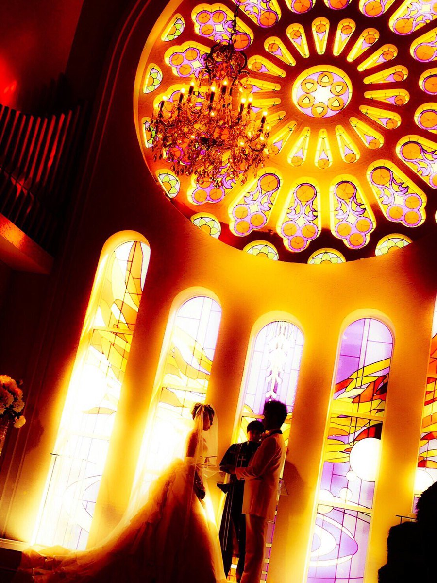 NBNESTA's tweet photo. 2月19日❤
昨日は最高の結婚式でした❤❤
たくさんのひとたちに
祝ってもらって本当に
幸せでした😭😭
そしてあやかが
可愛すぎてたまらんかった🙈🙈
昨日の事を忘れずに
これからもがんばって
いい夫婦になりますっ❤❤ https://t.co/aFy9LnU7R6