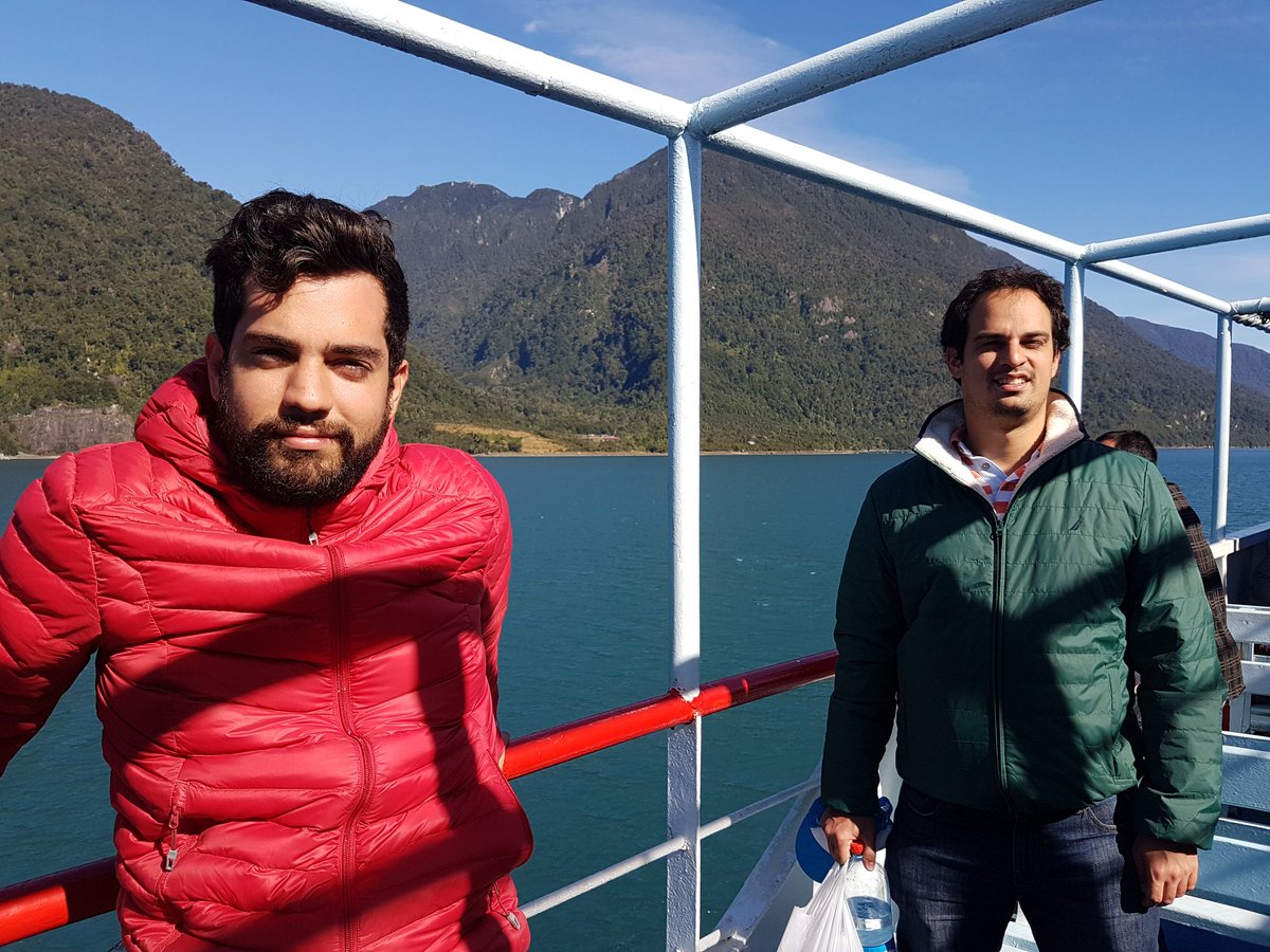 Suramericapunta's tweet photo. Febrero 5: De Petrohué a Chaiten. Granjas piscícolas. Vistas de nevados. Gran parte destapado (ripio) hasta primer Ferry  en Hornopirén. https://t.co/knGI6Ckhc2
