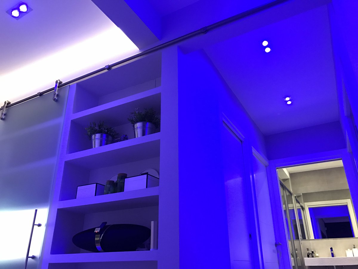 Smarcotech tweet picture